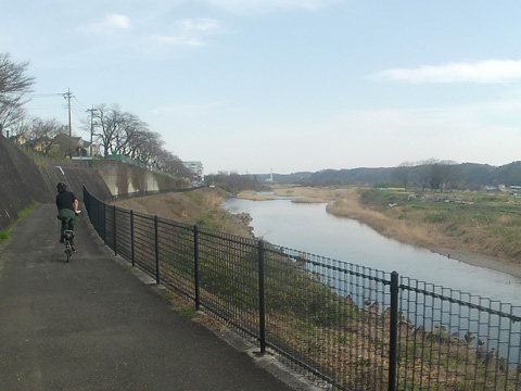 多摩川に合流する直前の秋川